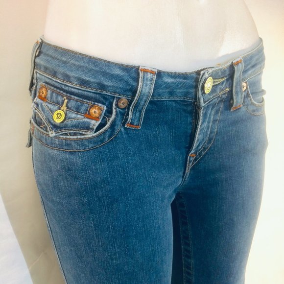 True Religion 'Becky' Jeans - Picture 3 of 16